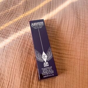 NIB Charlotte Tilbury ☀︎︎ Airbrush Flawless Hydrating & Waterproof Setting Spray